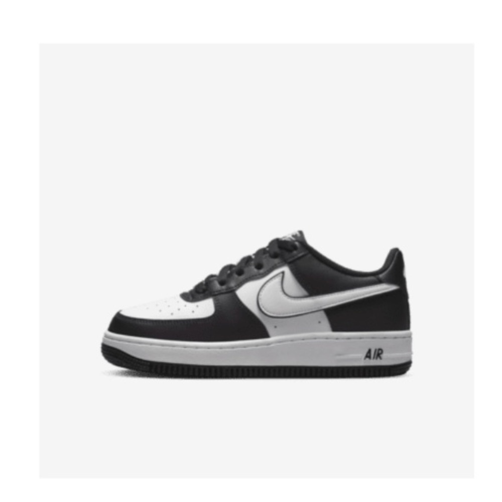 Nike Air Force 1 LV8 2; 
Big Kids' Shoes
Size 7Y